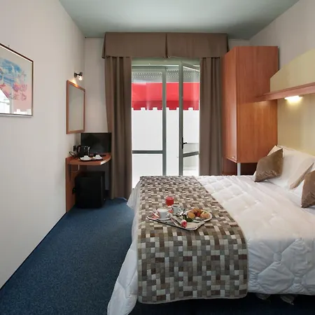 Derby Superior Hotel